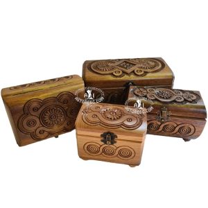 ДЪРВЕНИ-КУТИИ