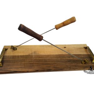 ОРЕХОВО-ПЛАТО-С-ЖЕЛЕЗНИ-ДРЪЖКИ-И-ДВА-ШИША