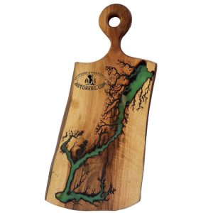 Орехова-дъска-и-епоксидна-смола17